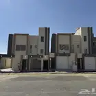 للبيع بالمحاله روف علوي دور ثاني مع ملحق بمدخل سياره 380م