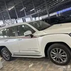 خط لاندكروزر 2025 GXR بريمي