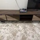 طاولة تلفزيون مترين