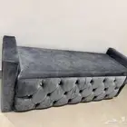 كنبة طويلة شامواه بمساحة تخزين