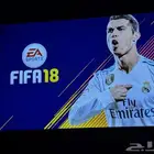 سوني 4 عادي معاه استاند يدعم شحن اليدين   دراعين   8 اشرطه