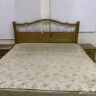 سرير و كومدينه
