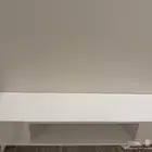 عندي طاولة تلفزيون