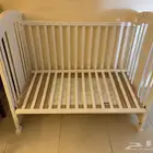 سرير اطفال نظيف للبيع