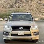 جيب لكزس LX570 موديل 2015 قمة في النظافة.