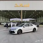تويوتا كامري 2022 ابيض مطور