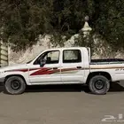 السلام عليكم هايلكس للبيع موديل 2001 GLXالموتر مرشوش كامل