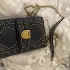 شنط اصليه ماركات للبيع