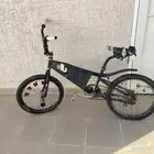 سيكل اللون اسود مقاس عشرين ناقصع لاستك بس