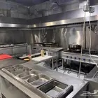 للبيع معدات مطعم بالكامل