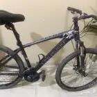 دراجة هوائية كبيرةحجم 26 ودراجة اصغر منها واخرى كوبراللاطفال