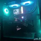 بي سي للبيع مع شاشه قيمنق 180 هيرتز