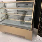 اغراض محل حلويات ثلاجات عرض ومكيفات وطاولات وغيرها