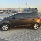 كيا كارينز 2017