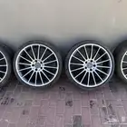 جنوط مرسيدس وجنوط هايلوكس