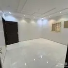 شقة للإيجار 5 غرف حي الحمدانية خلف متجر منافس