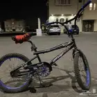 سيكل كوبرا نظيف الرمان جديد الكفرات جديده وعلى السوم حدي 90