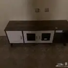 طاولة تلفزيون