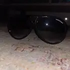نظارة بي لون الاسود