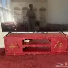 طاولة تلفزيون