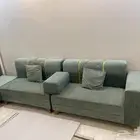 يوجد لدي كنب نظيف جدا مع ستاره