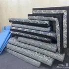 نظيف ممتاز مع الدولاب مع تلفزون مع المساند