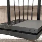 سوني 4 نظيف جدا معه اغراضه كامله الأصليه للبيع.