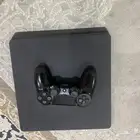 سوني فور وان تيرا مع يد للبيع بحالة ممتازه