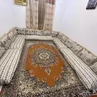 جلسه ارضيه مع مخدتها   سجاد اثنين ف ثلاث