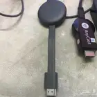 شاشة وجهاز ابل و بي اوت معدل و أجهزة تشغيل الجوال على الشاش