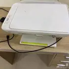طاوله مع طابعه جدد