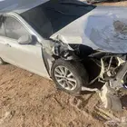 كامري 2017 مصدومة للبيع