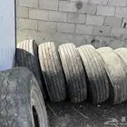 كفرات جنط 22.5 و سنجل . وفي جنط 24 نظيف كل شي موجود