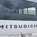 باص مستبيشي 2005