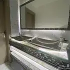 كنب كامل موجود الزوايه ومغسله سليمه للبيع