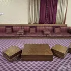 طقم كنب جلسة ارضية - طاولة زجاجية - دفاية