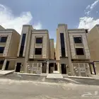 للبيع شقق علويه بمصعد جاهز وسطح خاص بحي الضيافه
