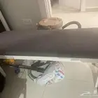 كرسيين من هوم بوكس وطاوله طعام