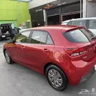 كيا ريو هاتشباك 2019 بحاله الوكاله ممشي 57 000 قابل للزياده