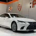 لكزس 2018 LS350 بحالة نظيفة جدا