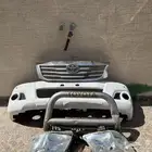 5 قطع من وجهية هايلوكس 2013