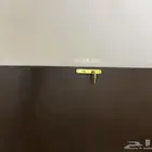 باب بني خشب مستعمل نضيف