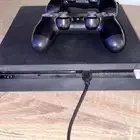 سوني 4 مع يدتين مع الدركسون و الدعسات و القير