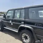 للبيع مصندق S-DLX بنزين 6 سلندر 5 أبواب 2025 ( أسود )