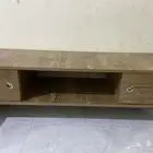 طاولة تلفزيون