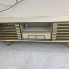 دولاب بلازما و 5طاولات