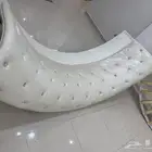 سرير نوم دائري نظيف