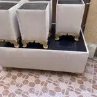 طاوله معها 5 قطع تقديم