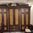 دولاب ملابس