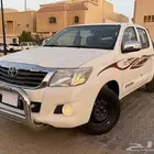 تويوتا هايلوكس 2015 GLX غمارتين سعودي شبه جديده مخزنه